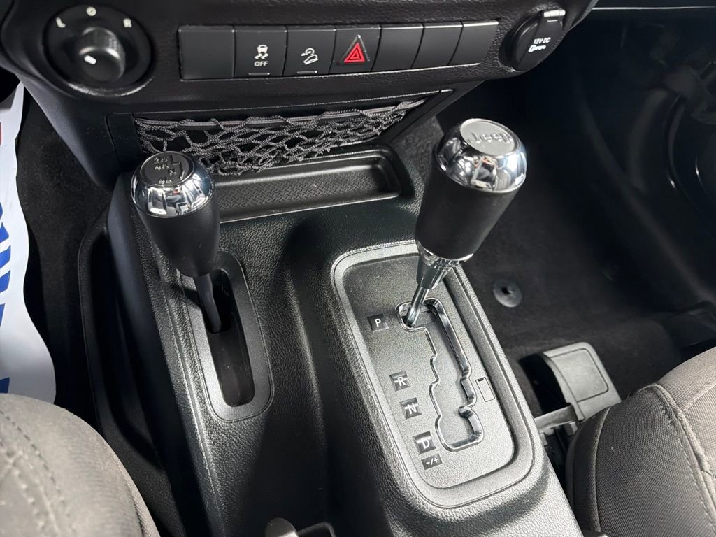 Used 2018 Jeep Wrangler Sport image 14