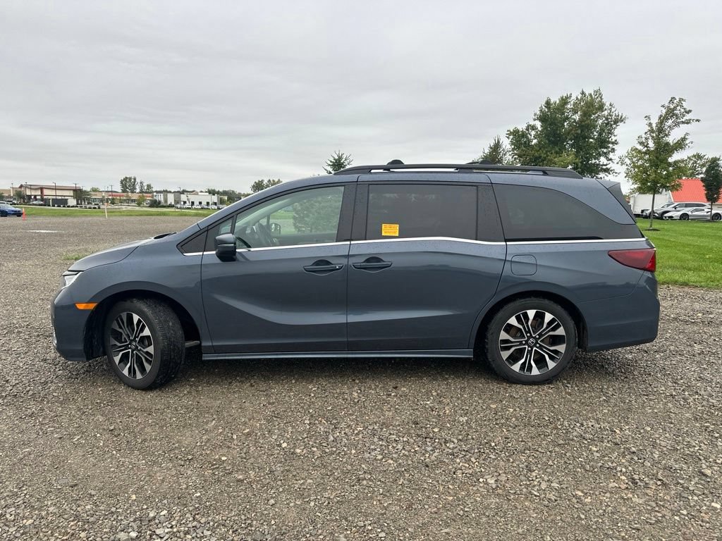 Used 2025 Honda Odyssey Elite image 9