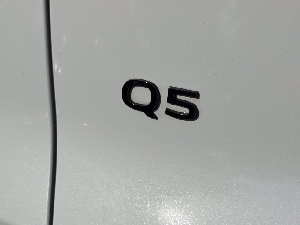 Used 2025 Audi Q5 Premium Plus w/ Premium Plus AWD/4WD image 27