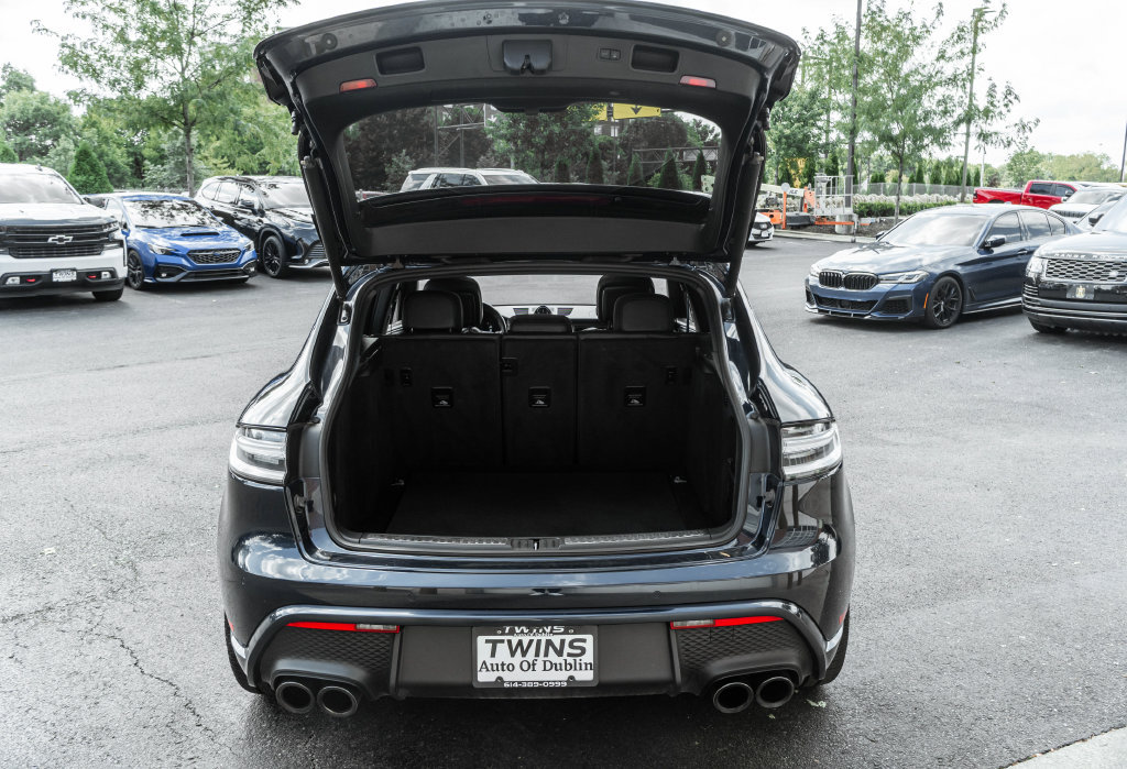 Used 2022 Porsche Macan GTS w/ Premium Package Plus AWD/4WD image 32