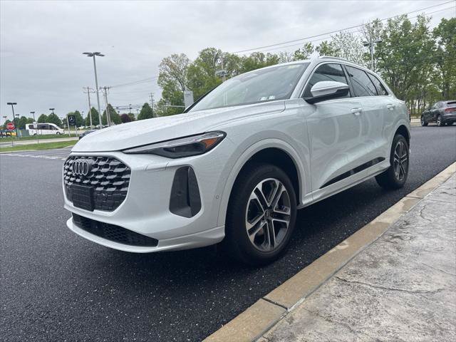 Certified 2025 Audi Q5 Premium Plus w/ Premium Plus AWD/4WD image 31