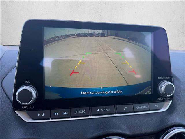 Used 2025 Nissan Sentra SV FWD image 13