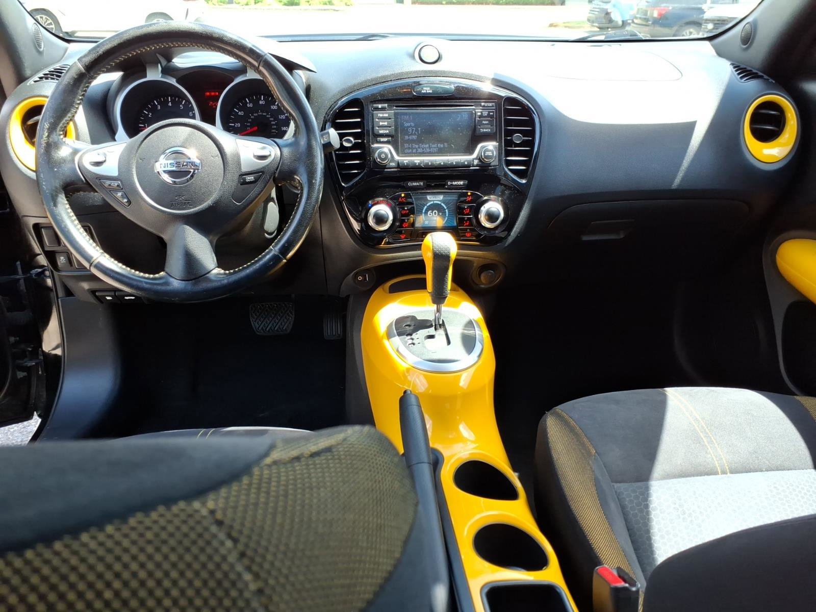 Used 2016 Nissan Juke SV AWD/4WD image 14