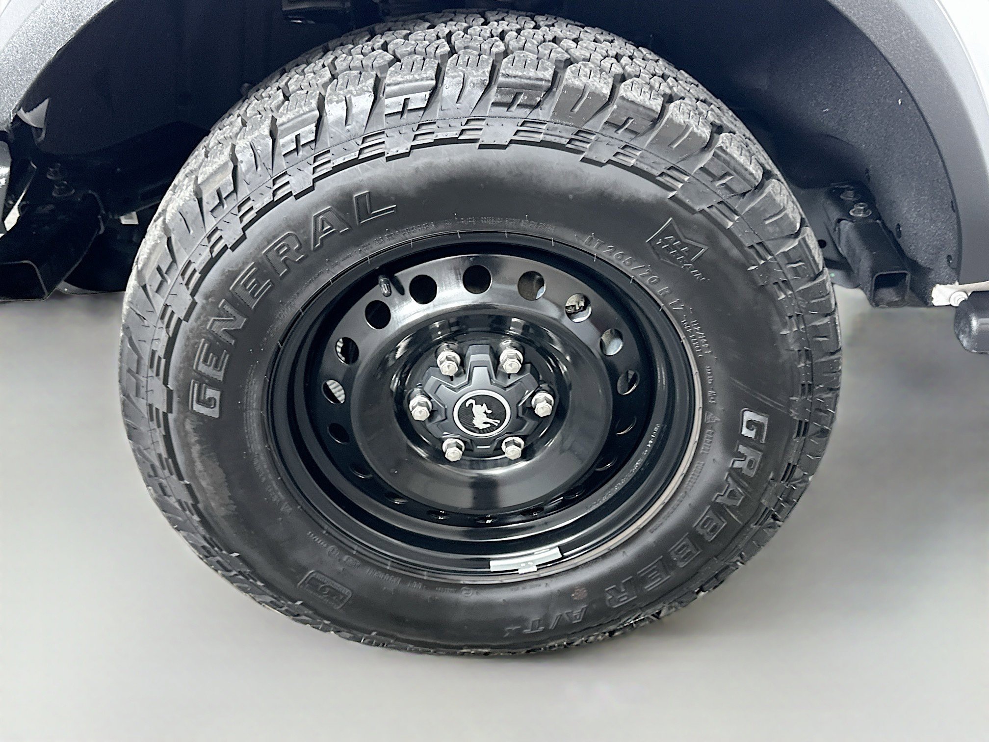 Used 2023 Ford Bronco Black Diamond image 33