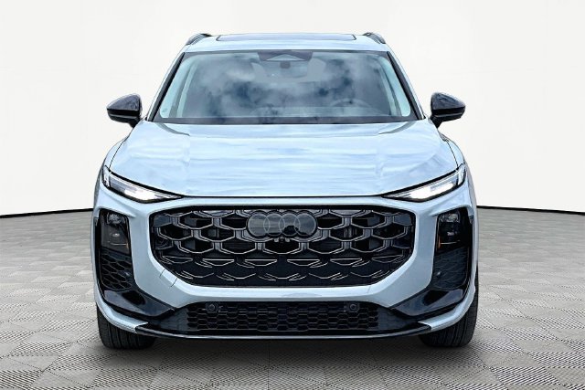 New 2026 Audi Q3 quattro 2.0T AWD/4WD image 3