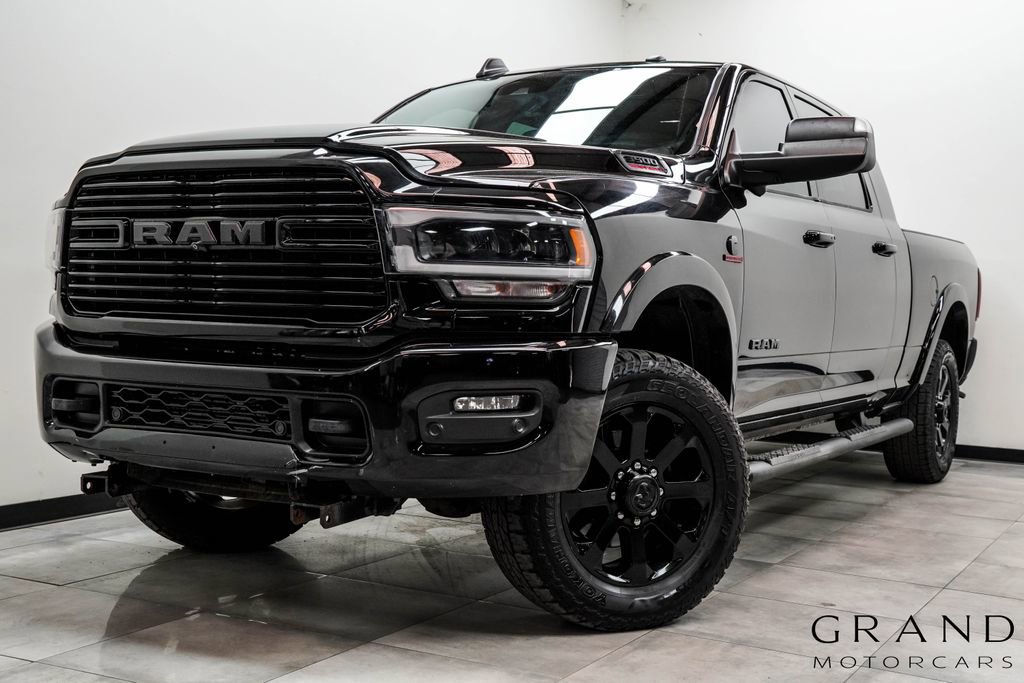 Used 2019 RAM 3500 Laramie w/ Black Appearance Package AWD/4WD image 1