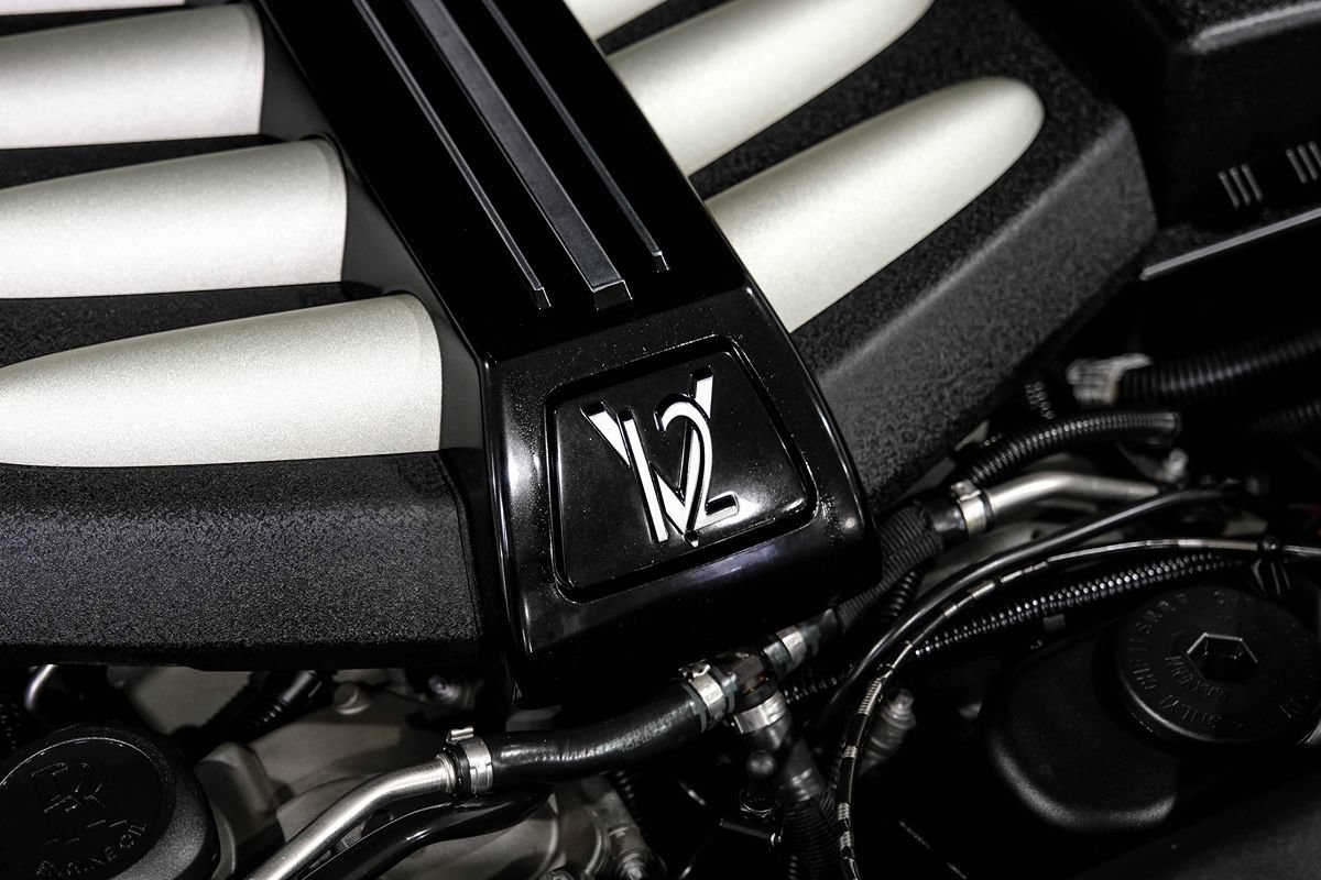 Used 2016 Rolls-Royce Wraith RWD image 52