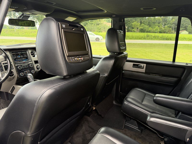 Used 2015 Ford Expedition EL Limited w/ Equipment Group 301A RWD image 13