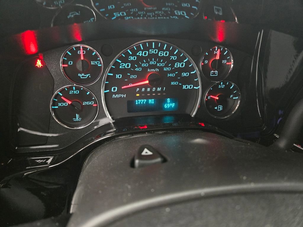 Used 2023 GMC Savana 2500 image 21