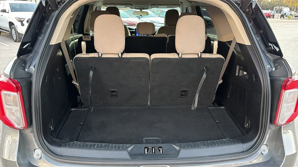 Used 2021 Ford Explorer 2WD image 41