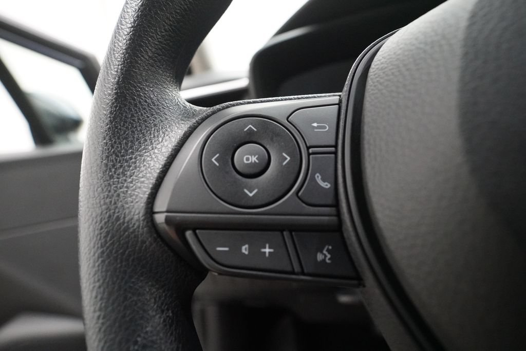 Used 2023 Toyota Corolla LE FWD image 17