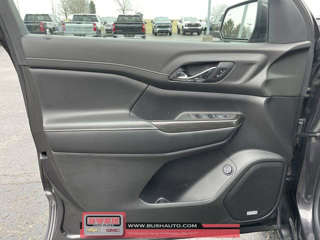 Used 2019 GMC Acadia SLT w/ LPO, Floor Liner Package image 23