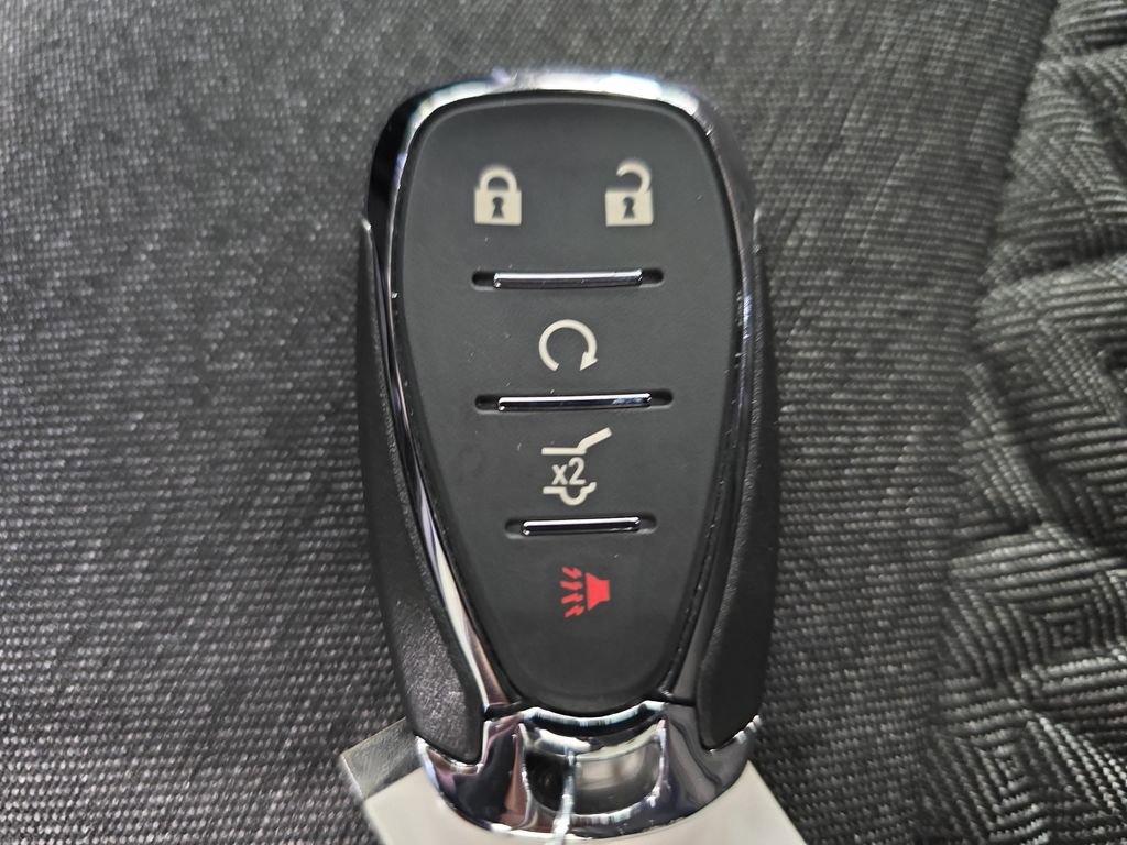 Used 2023 Chevrolet Equinox LT w/ Driver Convenience Package AWD/4WD image 36