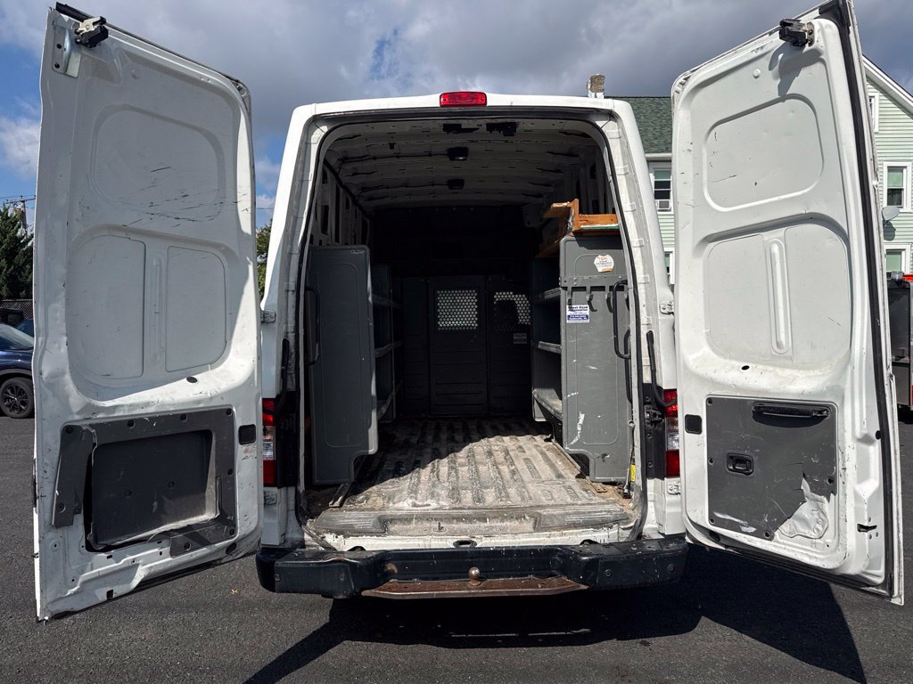 Used 2017 Nissan NV 2500 SV RWD image 11
