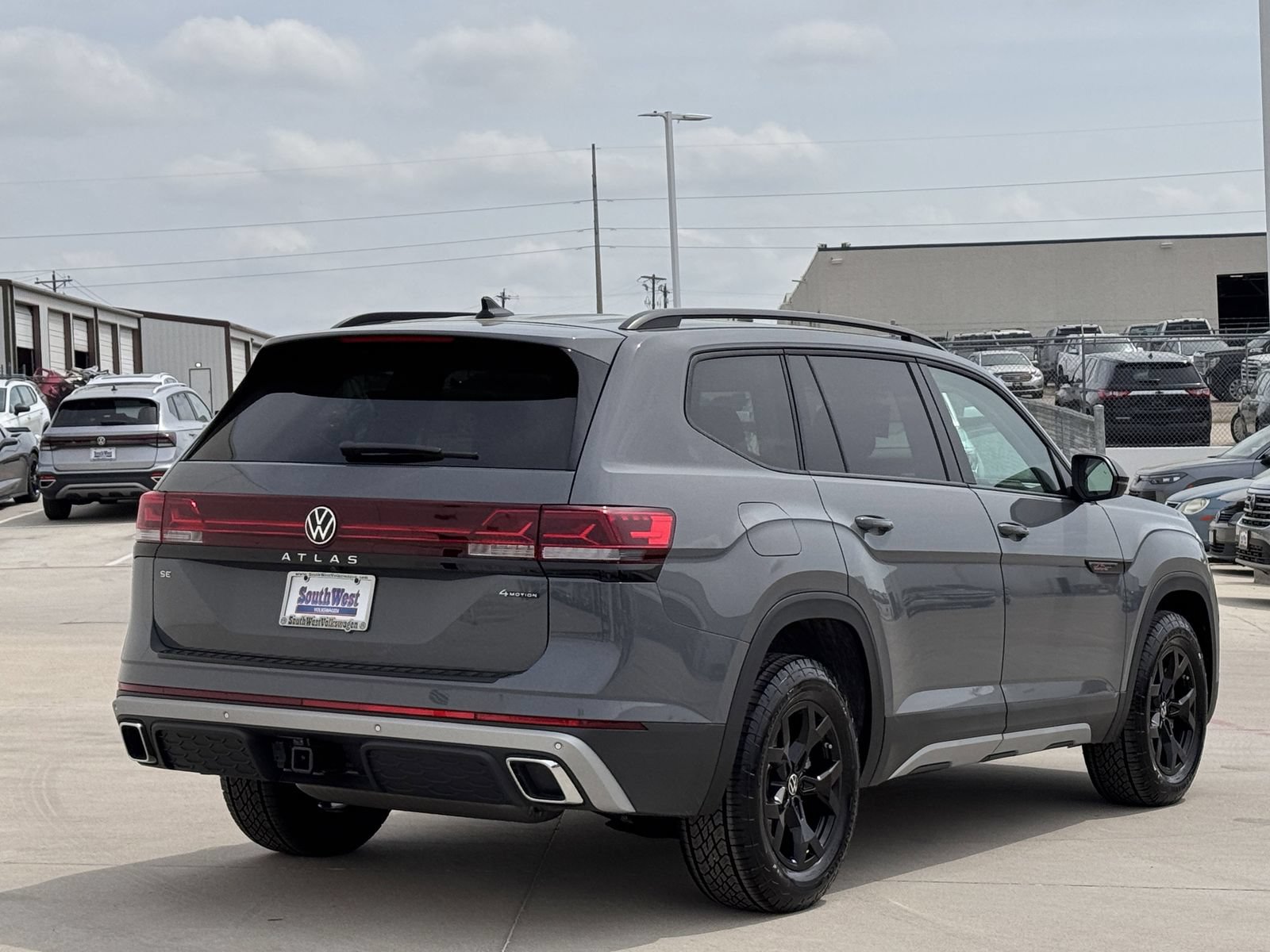 New 2026 Volkswagen Atlas Peak Edition AWD/4WD image 5