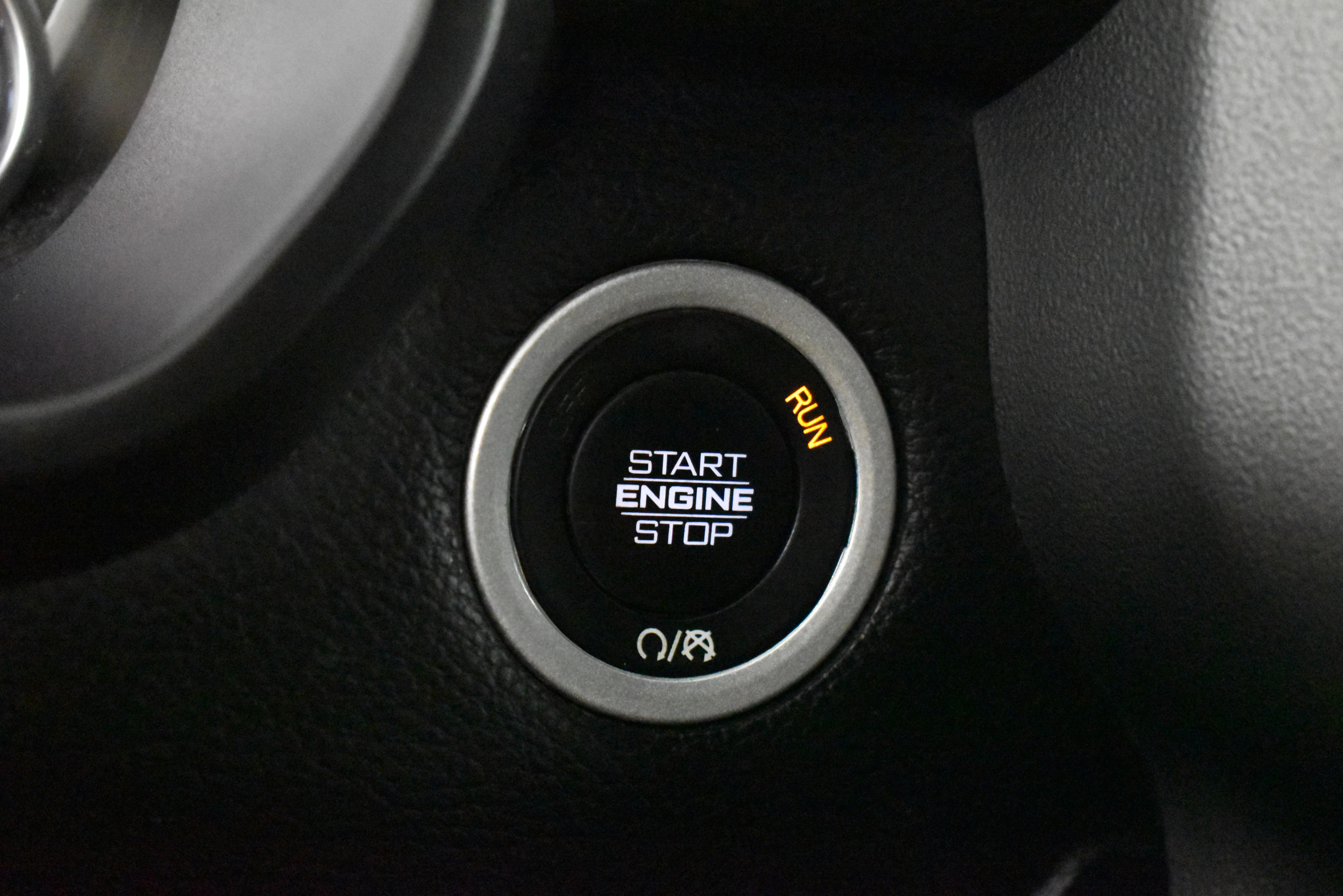 Used 2025 RAM 1500 Laramie image 27