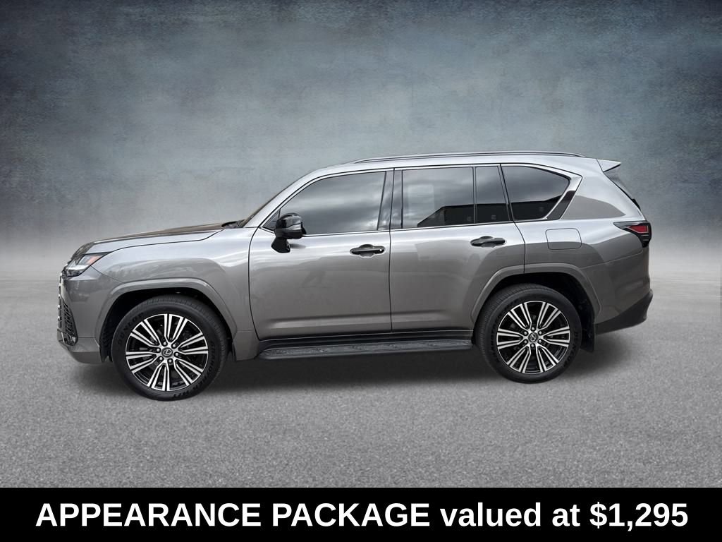 Used 2025 Lexus LX 600 4WD w/ Appearance Package image 2