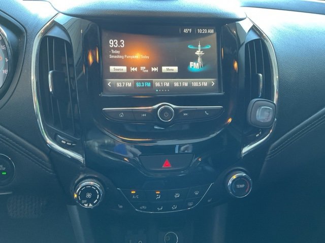 Used 2017 Chevrolet Cruze Premier image 13