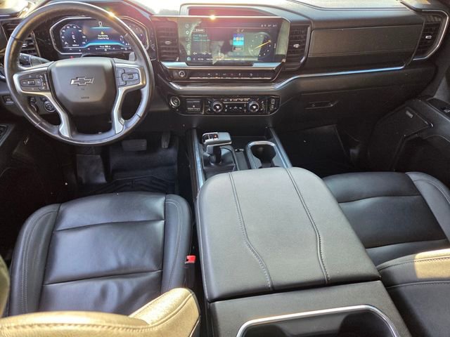 Used 2023 Chevrolet Silverado 1500 RST AWD/4WD image 16