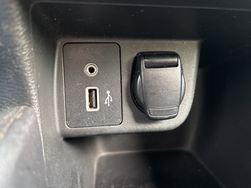 Used 2020 Nissan Versa S image 21