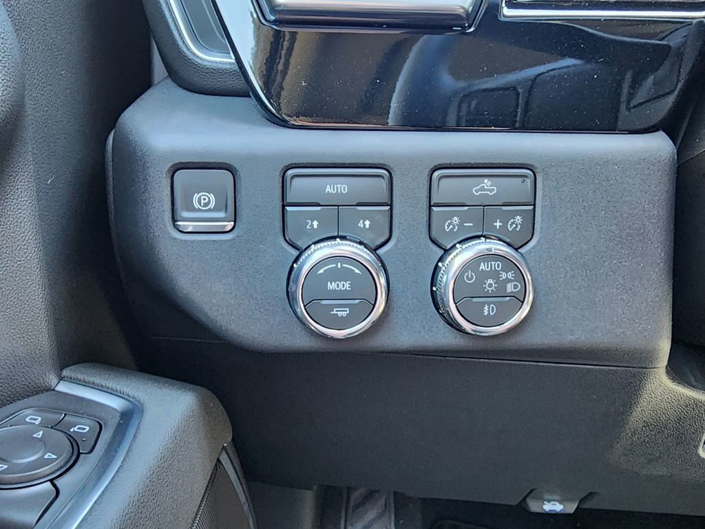 New 2026 GMC Sierra 1500 Elevation image 19