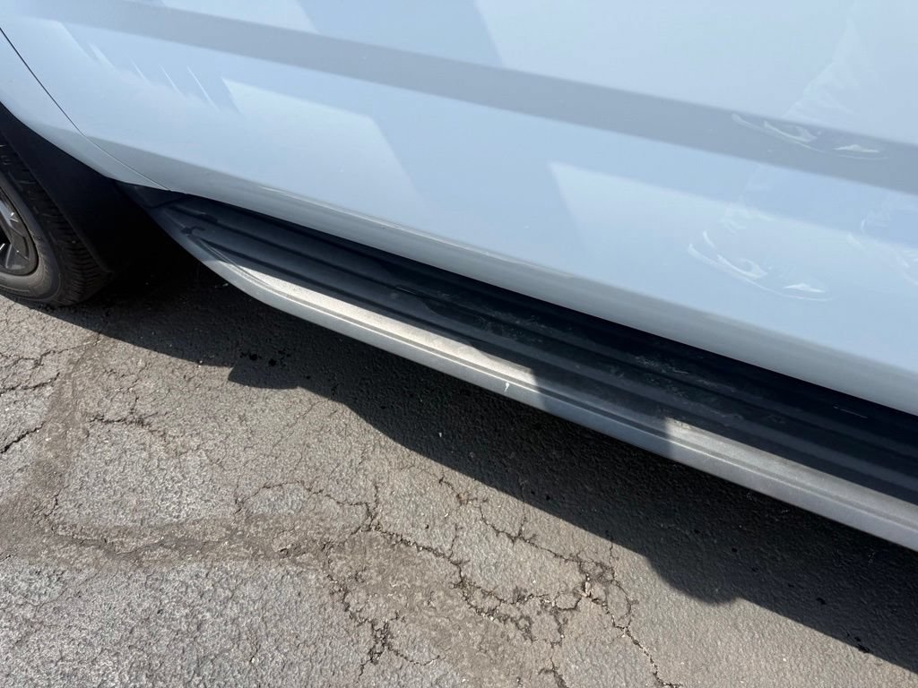 Used 2018 Chevrolet Tahoe LT w/ Luxury Package AWD/4WD image 12