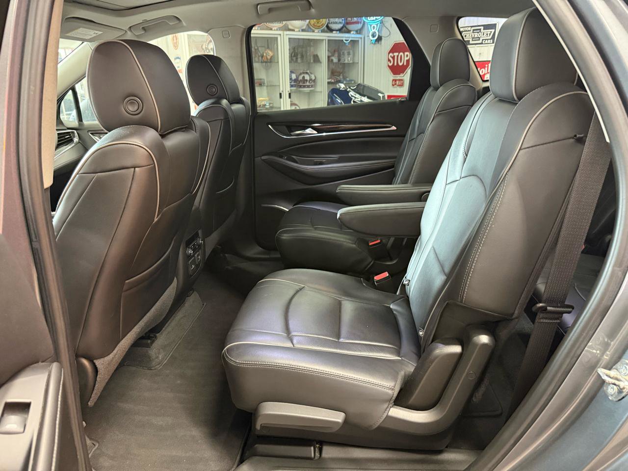 Used 2019 Buick Enclave Avenir AWD/4WD image 19