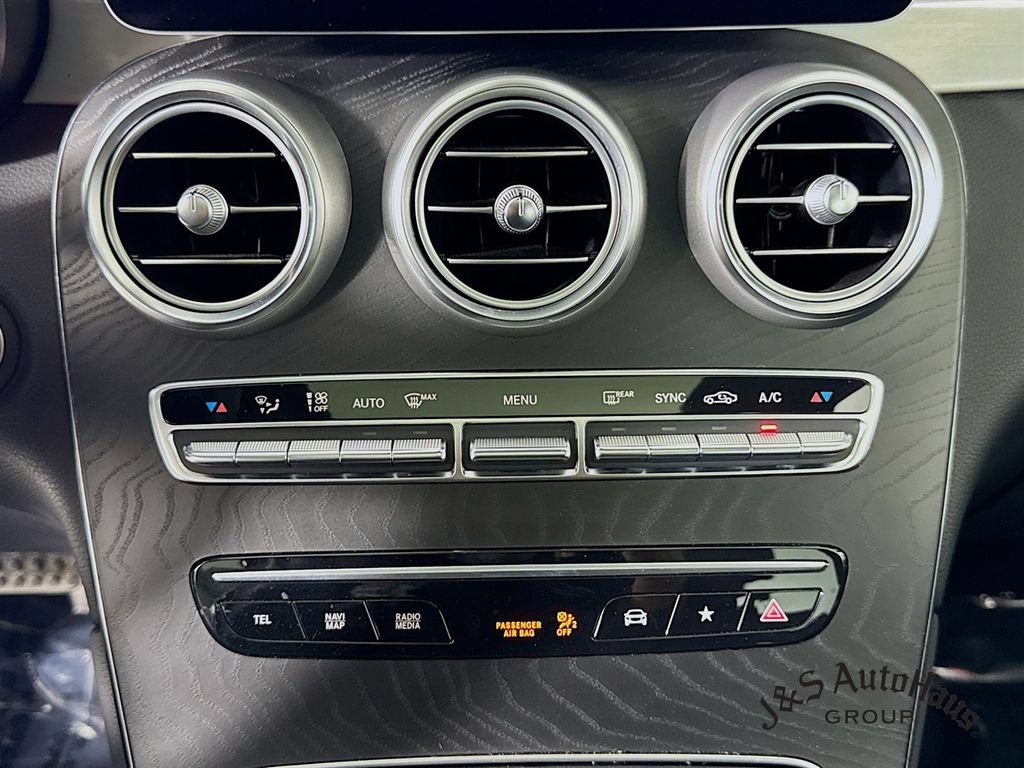 Used 2021 Mercedes-Benz GLC 63 AMG 4MATIC Coupe image 21