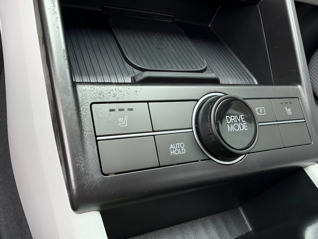 Used 2025 Hyundai Kona SEL FWD image 31