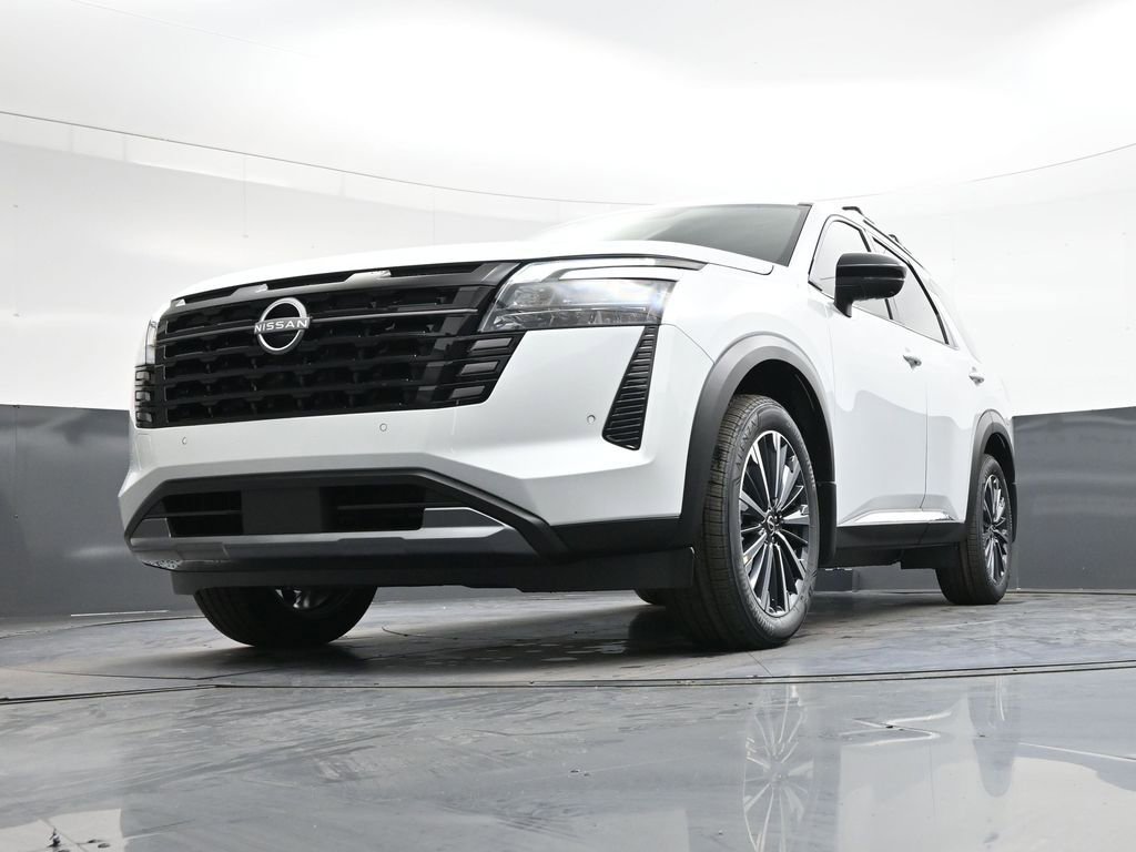 New 2026 Nissan Pathfinder Platinum w/ Cargo Package FWD image 48