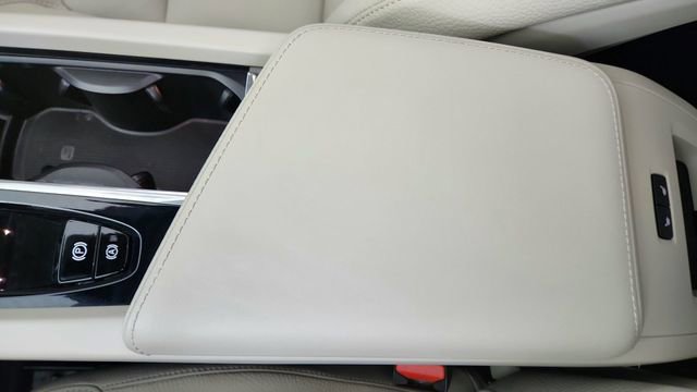 Used 2023 Volvo XC60 B5 Plus w/ Climate Package image 48