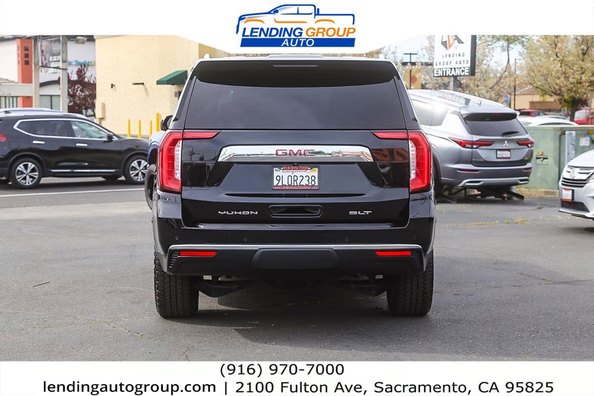 Used 2021 GMC Yukon XL SLT image 3