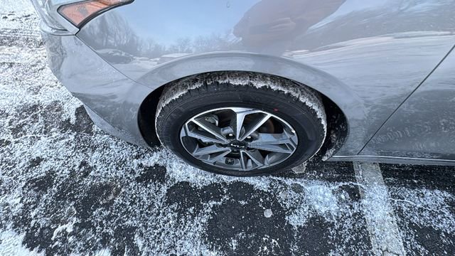 Used 2024 Kia Forte LXS image 37