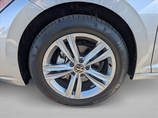 Used 2024 Volkswagen Jetta SE image 28