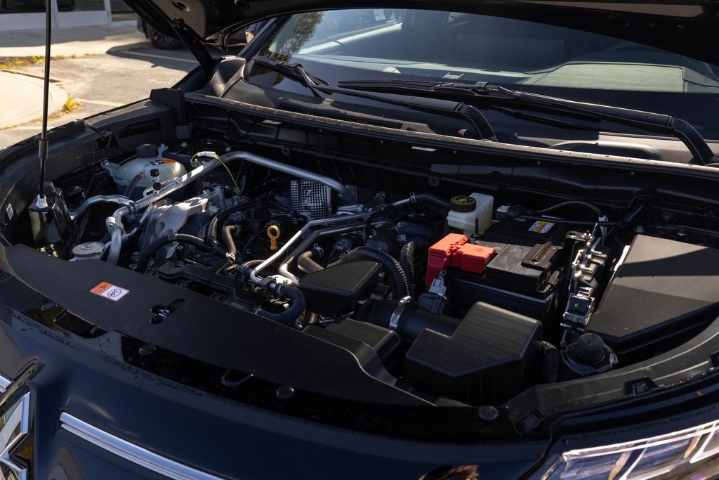 Used 2025 Mitsubishi Outlander SE image 35