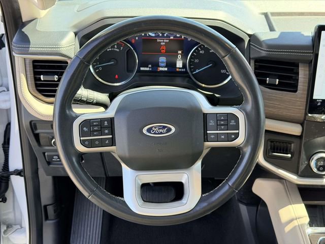 Used 2024 Ford Expedition Limited image 19