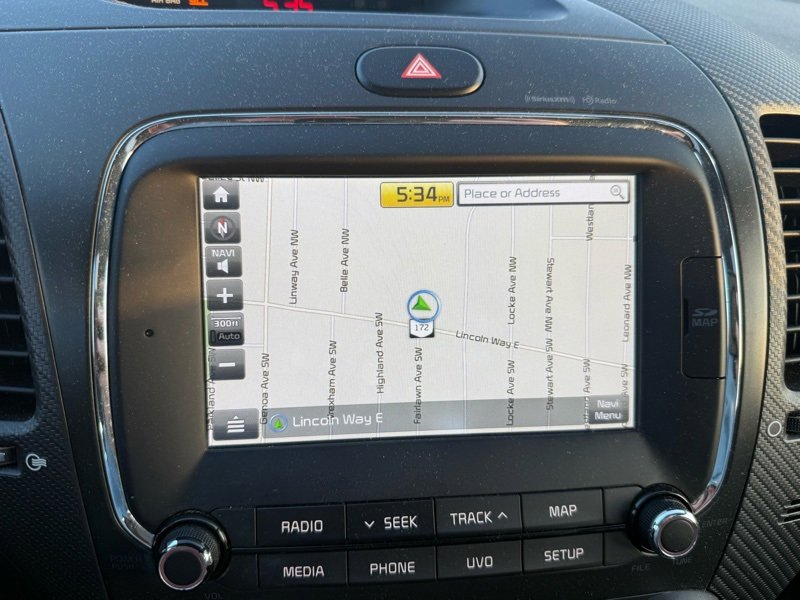 Used 2017 Kia Forte EX w/ EX Premium Tech Package image 11