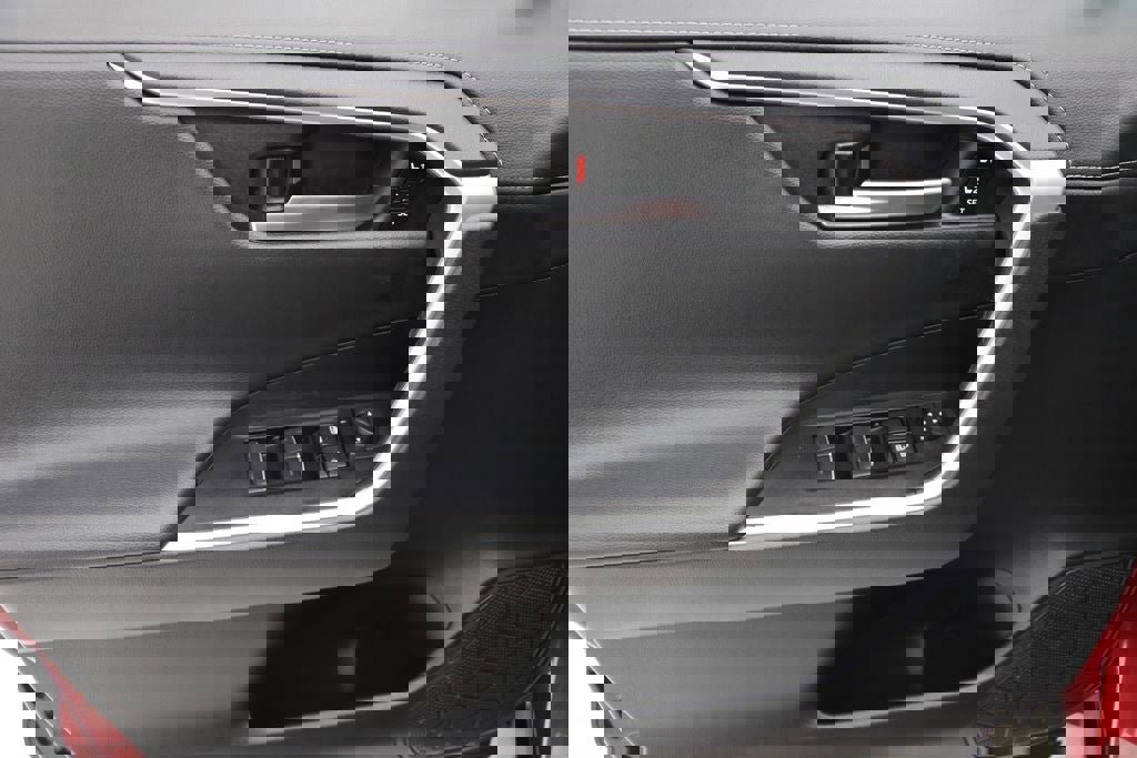 Used 2023 Toyota RAV4 Limited image 14