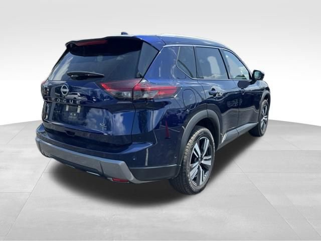 Used 2026 Nissan Rogue SL FWD image 7