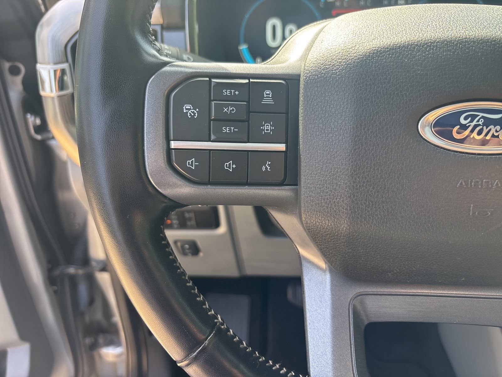 Certified 2023 Ford F150 Lariat w/ Equipment Group 502A High AWD/4WD image 21