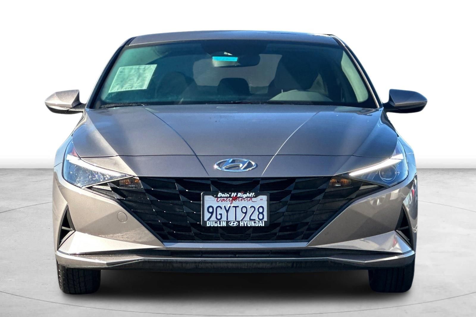 Used 2023 Hyundai Elantra SE image 12