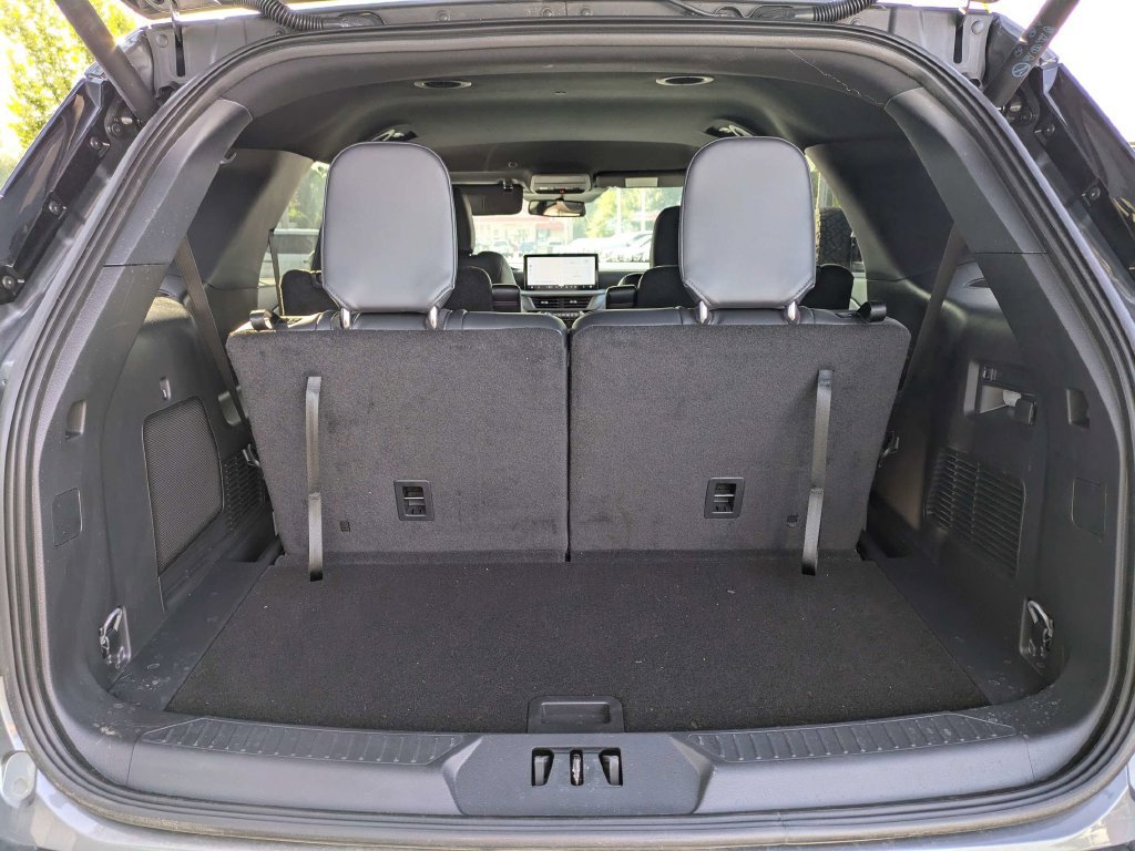 New 2026 Ford Explorer ST-Line w/ ST-Line Street Pack RWD image 12