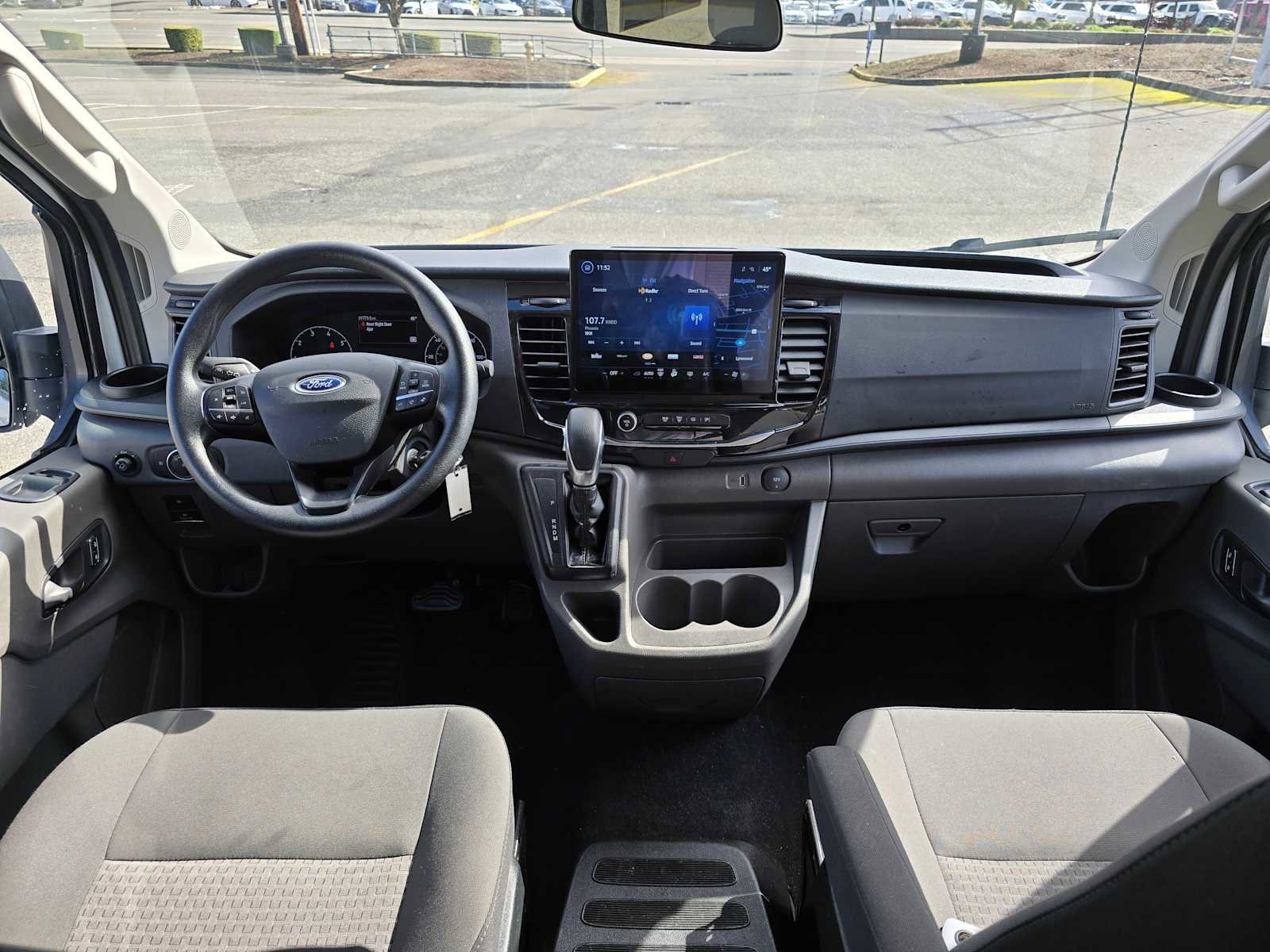 Used 2024 Ford Transit 350 XLT image 17