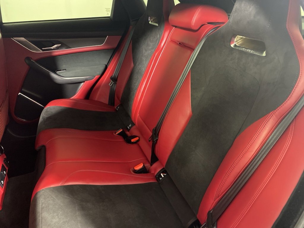 Used 2021 Jaguar F-PACE SVR image 13