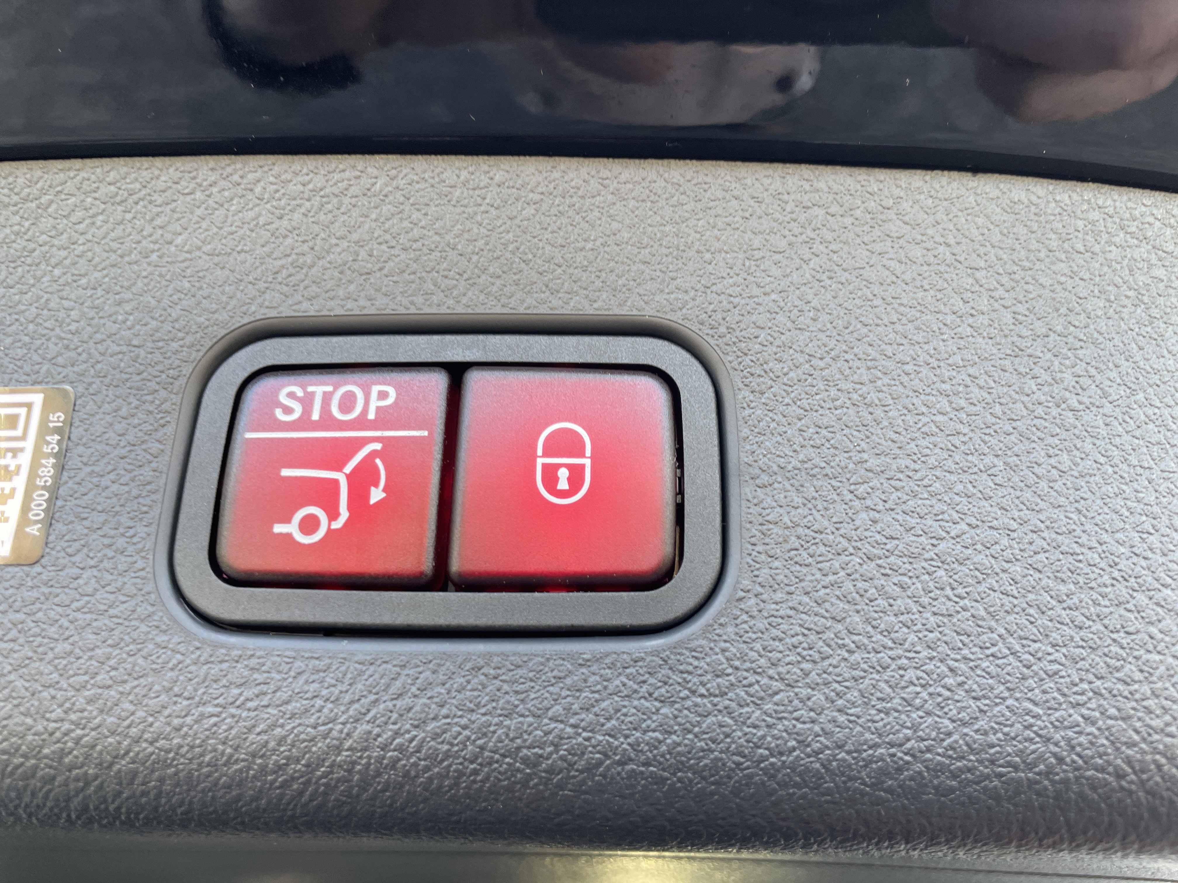 New 2026 Mercedes-Benz GLC 300 image 12