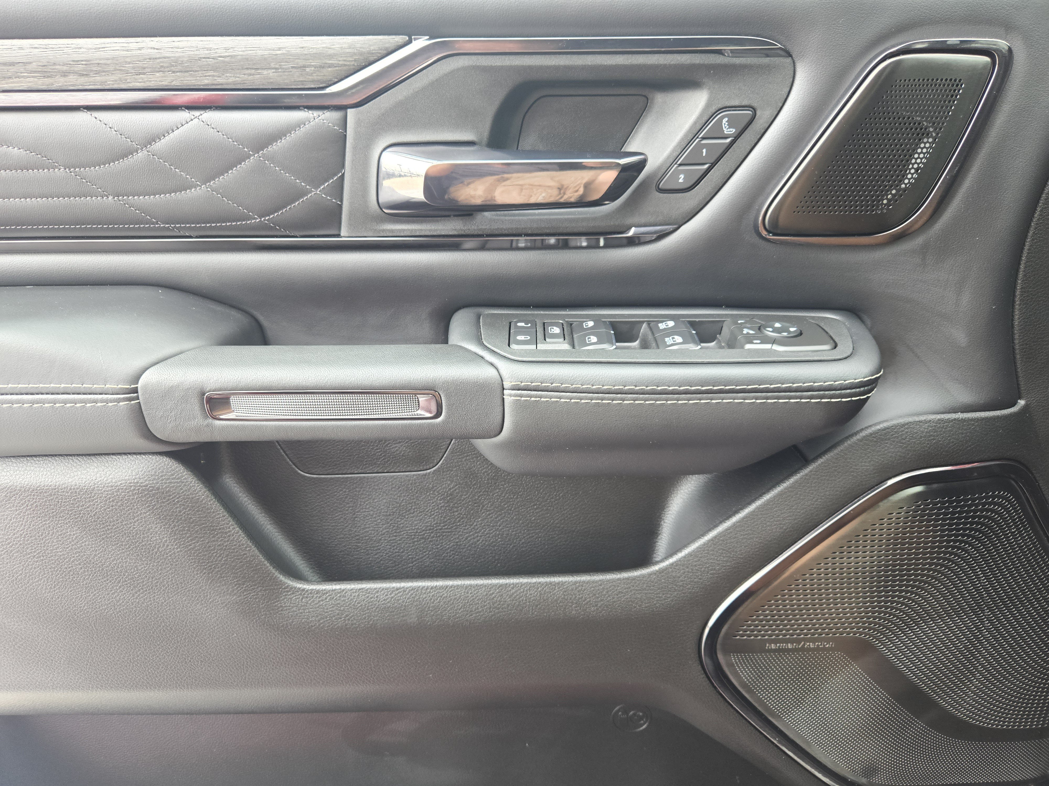 New 2026 RAM 1500 Limited AWD/4WD image 18