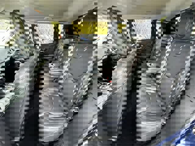 Used 2016 Jeep Cherokee Limited image 18