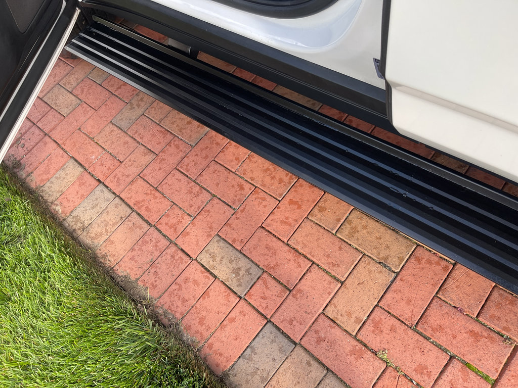 Used 2024 Chevrolet Tahoe High Country w/ Premium Package image 13