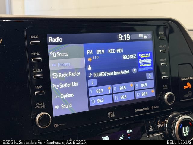Used 2021 Toyota Highlander Limited FWD image 25