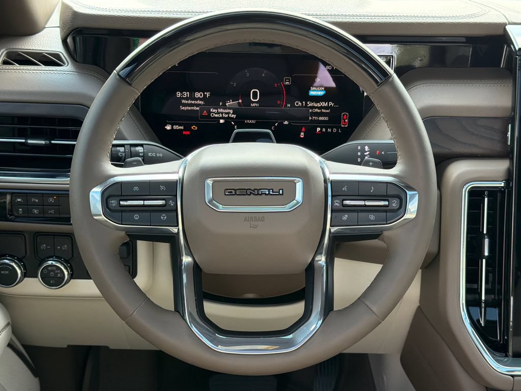 Used 2025 GMC Yukon Denali w/ Denali Reserve Package RWD image 24